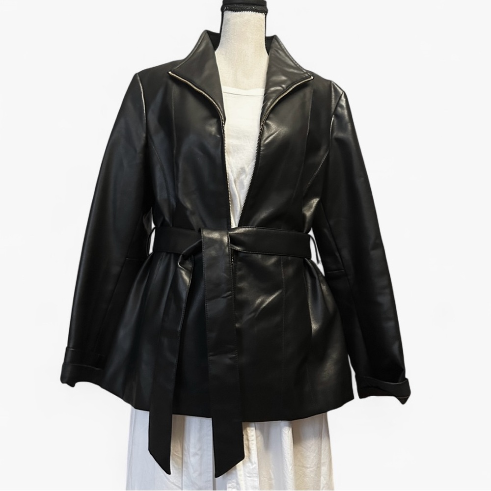 Cole Haan Signature Women’s Faux Leather Zip Belted Black Jacket Size M. NWOT